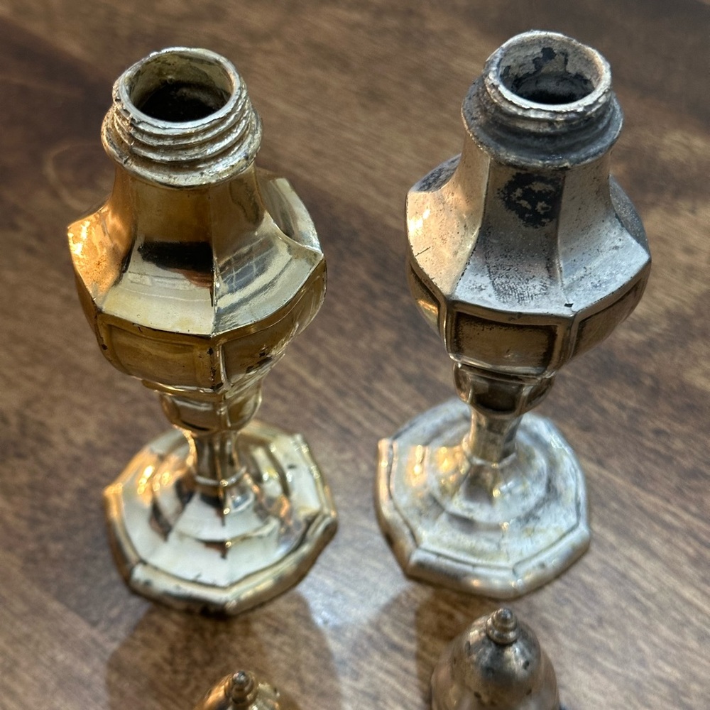 Elegant Gold and Silver Salt and Pepper Shakers - Picture 5 of 5
